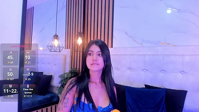 Madyson18 online show from April 2026 12:07:02 PM