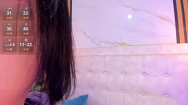 Madyson18 online show from June 2026 11:44:02 AM