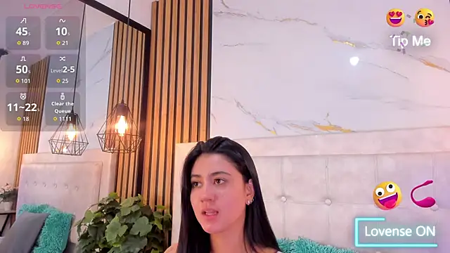 Madyson18 online show from June 2026 12:04:01 PM