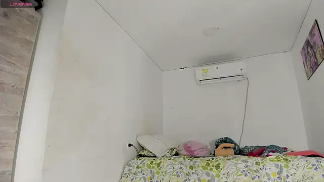 Snapshot of flor_herrera01 chatting on September 2025 05:09:01 AM flor herrera01 online show from September 2025 05:09:01 AM