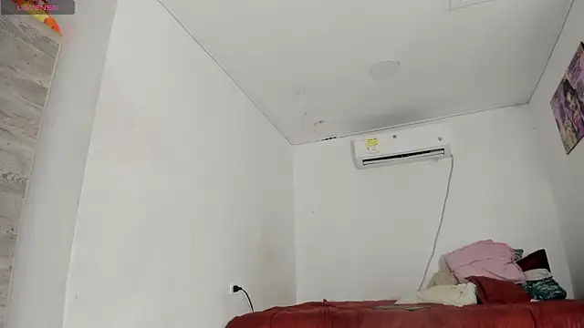 Snapshot of flor_herrera01 chatting on October 2025 03:29:01 AM flor herrera01 online show from October 2025 03:29:01 AM