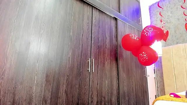 ava-am online show from September 2025 01:22:01 AM