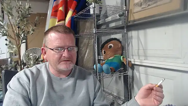Snapshot of Randomoldguy615 chatting on March 2025 12:36:02 AM Randomoldguy615 online show from March 2025 12:36:02 AM