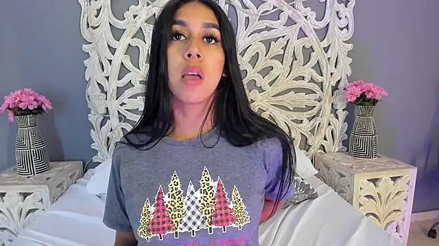 AnnieGibbyns online show from April 2026 02:27:02 AM