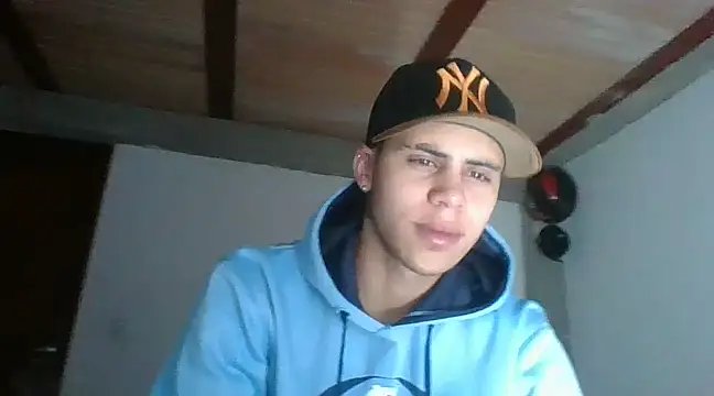 NERUS0982 online show from February 2025 07:38:02 PM