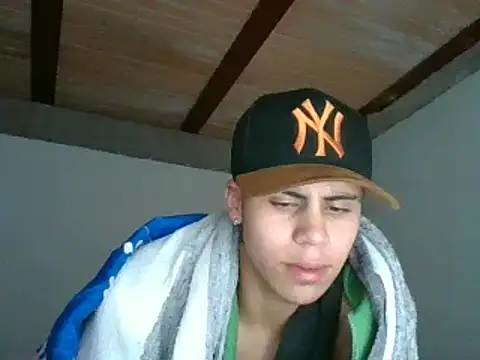 NERUS0982 online show from February 2025 10:48:01 AM