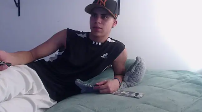 NERUS0982 online show from March 2025 07:06:02 PM