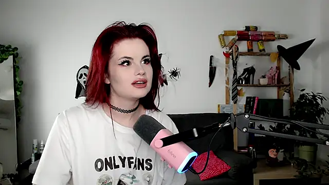 Della Ideal online show from October 2025 08:48:01 AM