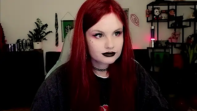 Snapshot of Della_Ideal chatting on March 2026 06:01:01 PM Della Ideal online show from March 2026 06:01:01 PM