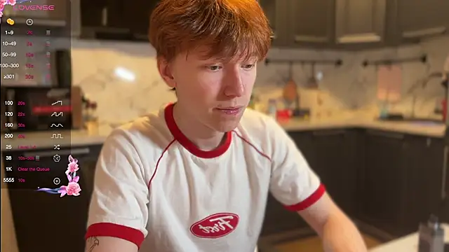 Snapshot of tommy_colson chatting on November 2025 02:02:01 PM tommy colson online show from November 2025 02:02:01 PM