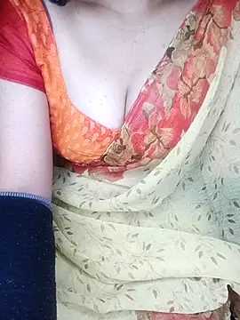 Snapshot of geetha_telugu_kan277 chatting on February 2026 04:26:01 PM geetha telugu kan277 online show from February 2026 04:26:01 PM