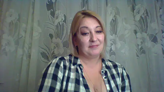 Snapshot of ArielXLoveresss chatting on February 2025 04:21:01 PM ArielXLoveresss online show from February 2025 04:21:01 PM