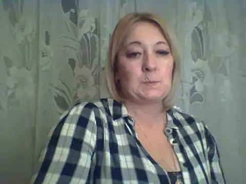 Snapshot of ArielXLoveresss chatting on February 2025 06:11:01 PM ArielXLoveresss online show from February 2025 06:11:01 PM