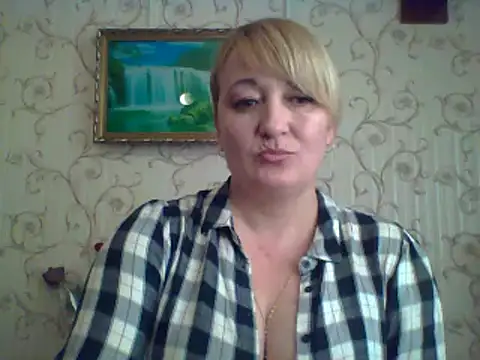 Snapshot of ArielXLoveresss chatting on March 2025 12:20:01 PM ArielXLoveresss online show from March 2025 12:20:01 PM