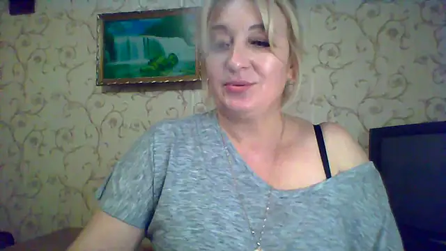 Snapshot of ArielXLoveresss chatting on September 2025 03:01:02 PM ArielXLoveresss online show from September 2025 03:01:02 PM