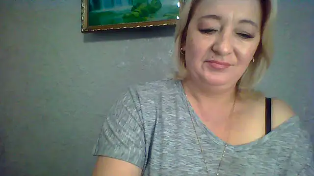 Snapshot of ArielXLoveresss chatting on October 2025 07:17:02 AM ArielXLoveresss online show from October 2025 07:17:02 AM
