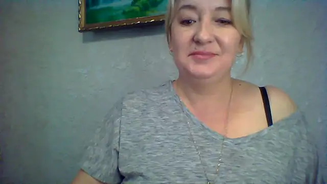 Snapshot of ArielXLoveresss chatting on October 2025 07:31:01 AM ArielXLoveresss online show from October 2025 07:31:01 AM