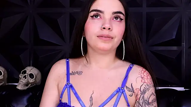 DaphneGlas online show from October 2025 01:01:02 PM