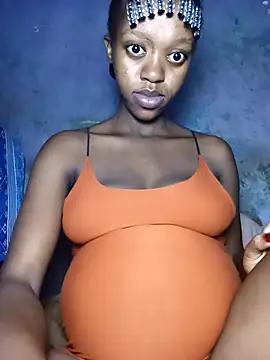 Snapshot of DaddysBigBelly chatting on March 2025 07:37:01 PM DaddysBigBelly online show from March 2025 07:37:01 PM