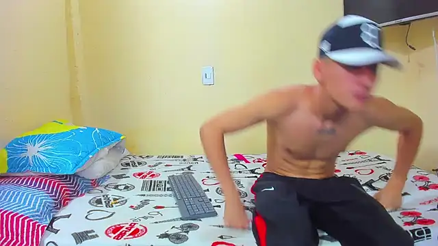 Snapshot of Ixchell_dewei chatting on September 2025 11:51:02 PM Ixchell dewei online show from September 2025 11:51:02 PM