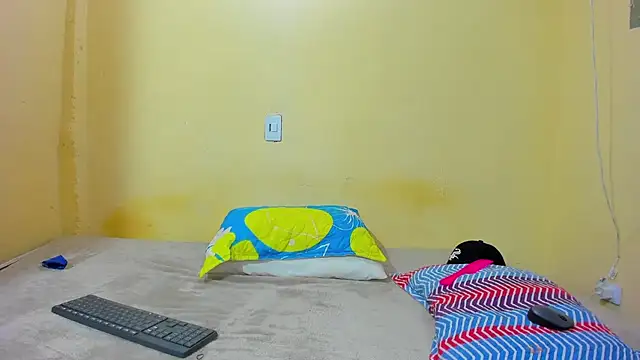 Snapshot of Ixchell_dewei chatting on September 2025 07:19:02 PM Ixchell dewei online show from September 2025 07:19:02 PM