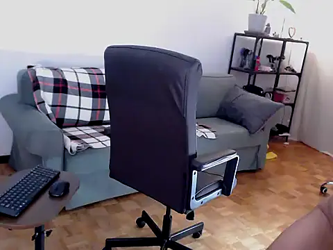 Snapshot of masterboy50 chatting on December 2025 08:04:02 PM masterboy50 online show from December 2025 08:04:02 PM