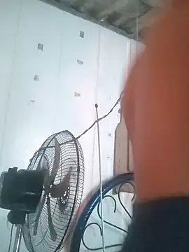 cachondo93 online show from November 2025 06:41:02 PM