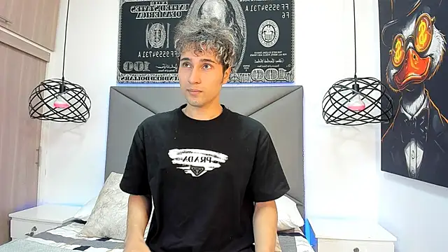 Snapshot of buddy_whitte chatting on November 2025 12:18:02 PM buddy whitte online show from November 2025 12:18:02 PM