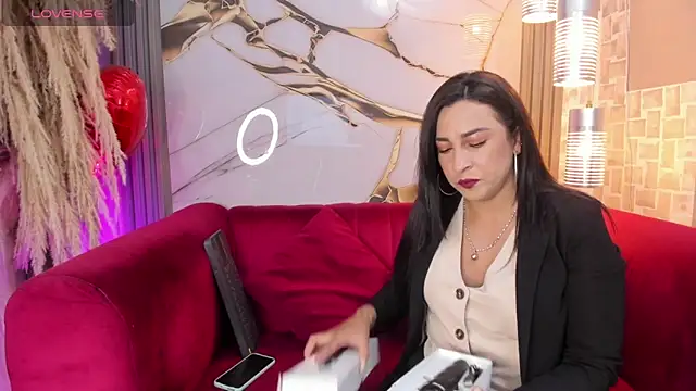 Bella williamss  online show from October 2025 07:49:02 PM