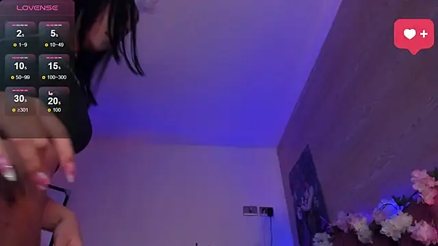 Snapshot of Minami_Nakamura chatting on October 2025 12:30:02 AM Minami Nakamura online show from October 2025 12:30:02 AM