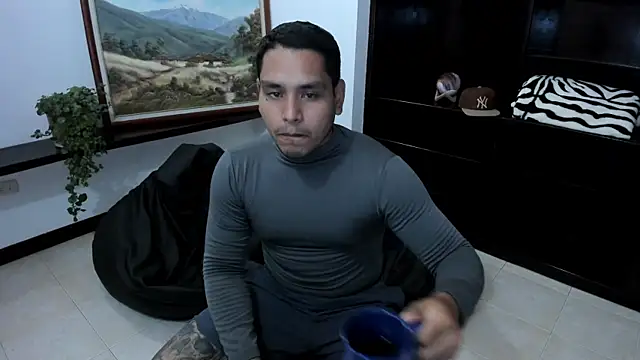 maxflurry  online show from February 2025 03:25:01 AM