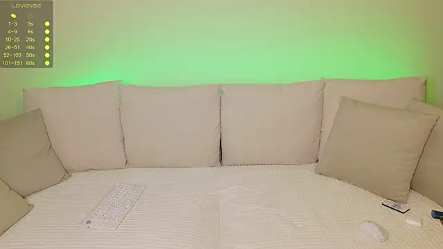 Snapshot of your_super_hero chatting on December 2025 03:37:02 AM your super hero online show from December 2025 03:37:02 AM