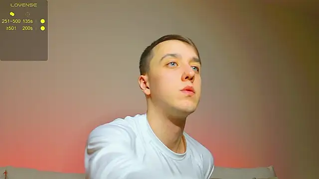 Snapshot of your_super_hero chatting on February 2026 07:39:02 PM your super hero online show from February 2026 07:39:02 PM