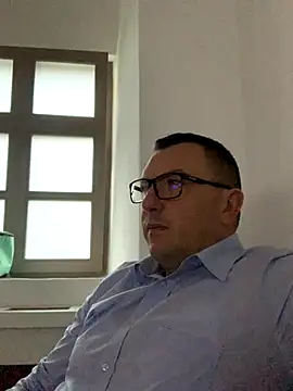 Mike8523 online show from November 2025 05:29:01 AM