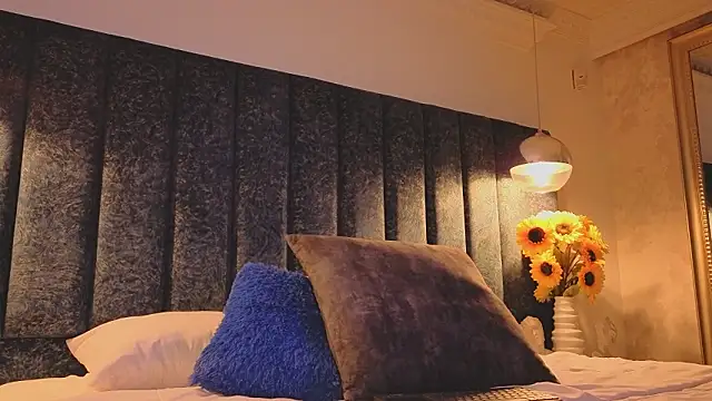 Ariannaa Suarez1 online show from March 2026 07:39:01 PM