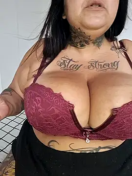 Snapshot of turbinada301 chatting on December 2025 05:18:02 PM turbinada301 online show from December 2025 05:18:02 PM