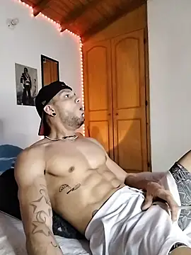 Snapshot of morenosiam chatting on January 2026 08:23:01 PM morenosiam online show from January 2026 08:23:01 PM