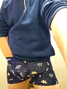 Mpinios online show from February 2026 10:21:01 PM