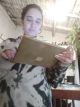 Fellyna online show from October 2025 05:32:02 PM