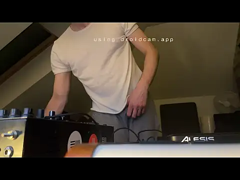 gryzoon online show from February 2026 12:22:02 AM