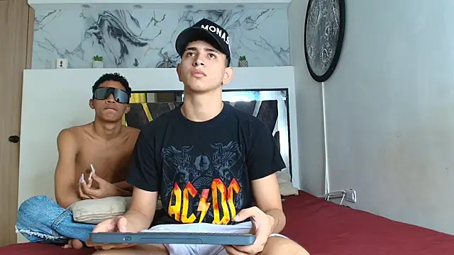 KING OFF BOYS online show from October 2025 01:25:01 PM