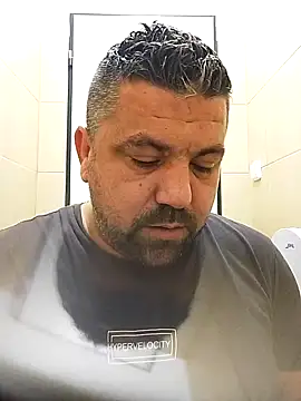 Alexander18edd online show from October 2025 08:13:01 AM