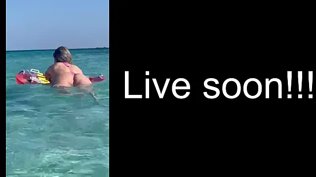 Snapshot of _Allie_ chatting on September 2025 04:45:01 AM Allie online show from September 2025 04:45:01 AM