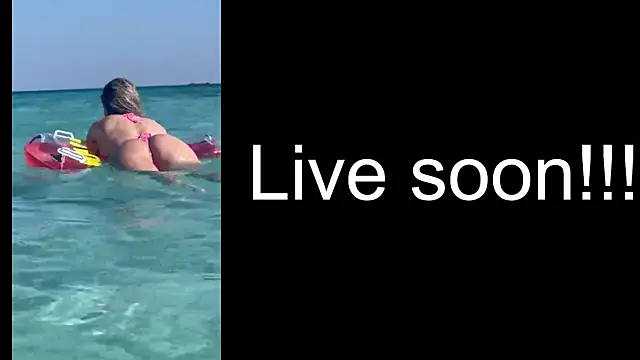 Snapshot of _Allie_ chatting on October 2025 04:11:01 AM Allie online show from October 2025 04:11:01 AM