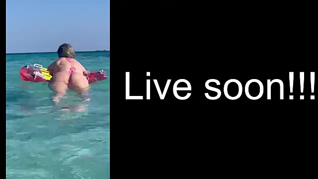 Snapshot of _Allie_ chatting on October 2025 05:30:01 AM Allie online show from October 2025 05:30:01 AM