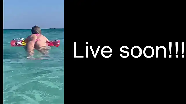 Snapshot of _Allie_ chatting on October 2025 04:42:01 AM Allie online show from October 2025 04:42:01 AM