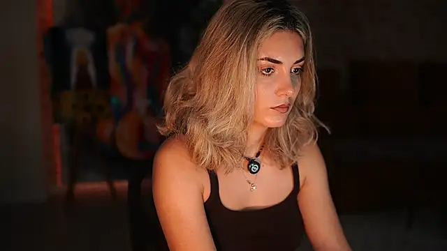 Snapshot of _Allie_ chatting on November 2025 06:03:01 AM Allie online show from November 2025 06:03:01 AM