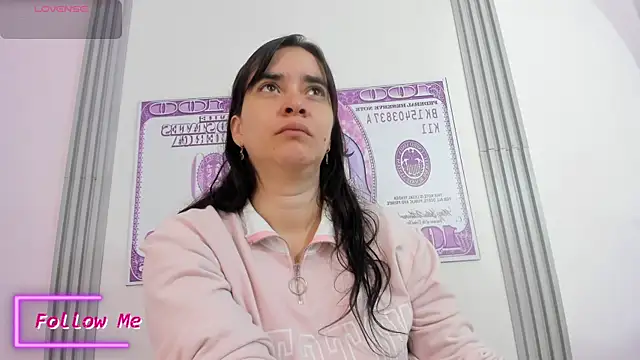 Valeriagomez  online show from February 2026 12:22:02 PM