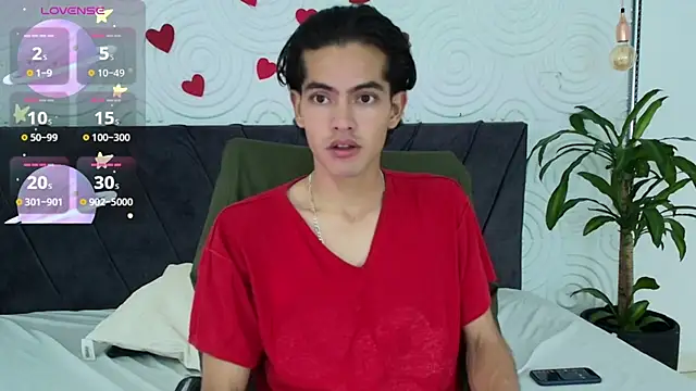 Maximoherrera 16 online show from May 2026 12:23:02 PM