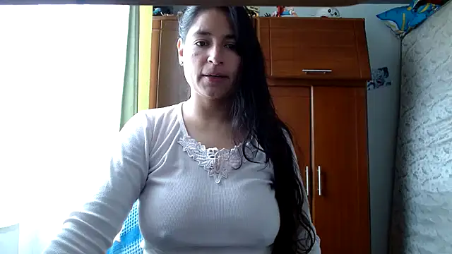Escarcha-blue online show from April 2026 03:06:01 PM